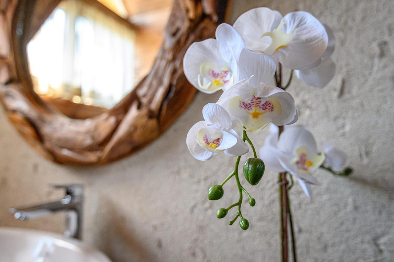 Alpina Luxury Chalets Banya  Bagian luar foto
