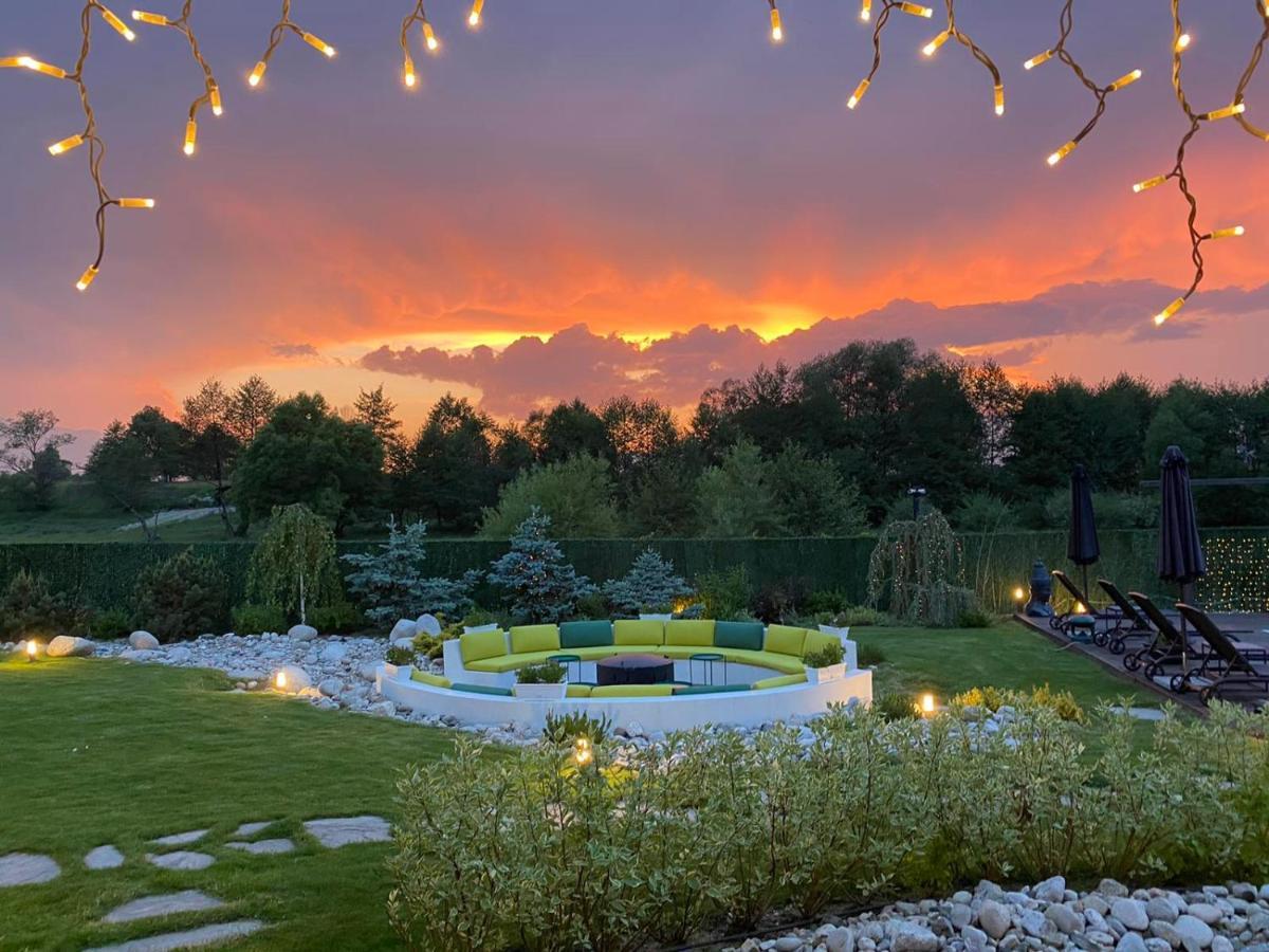 Alpina Luxury Chalets Banya  Bagian luar foto